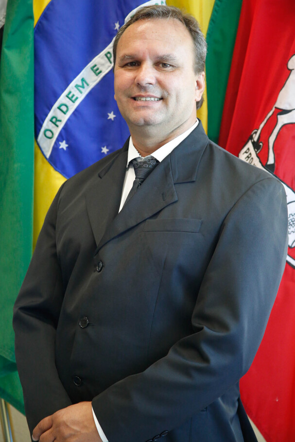 Fausto Peres